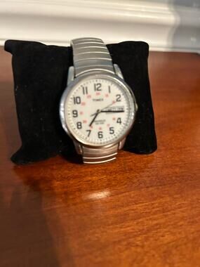 Timex Easy Reader Watch Silver Tone Expansion Band Military 24-Hour White Dial
